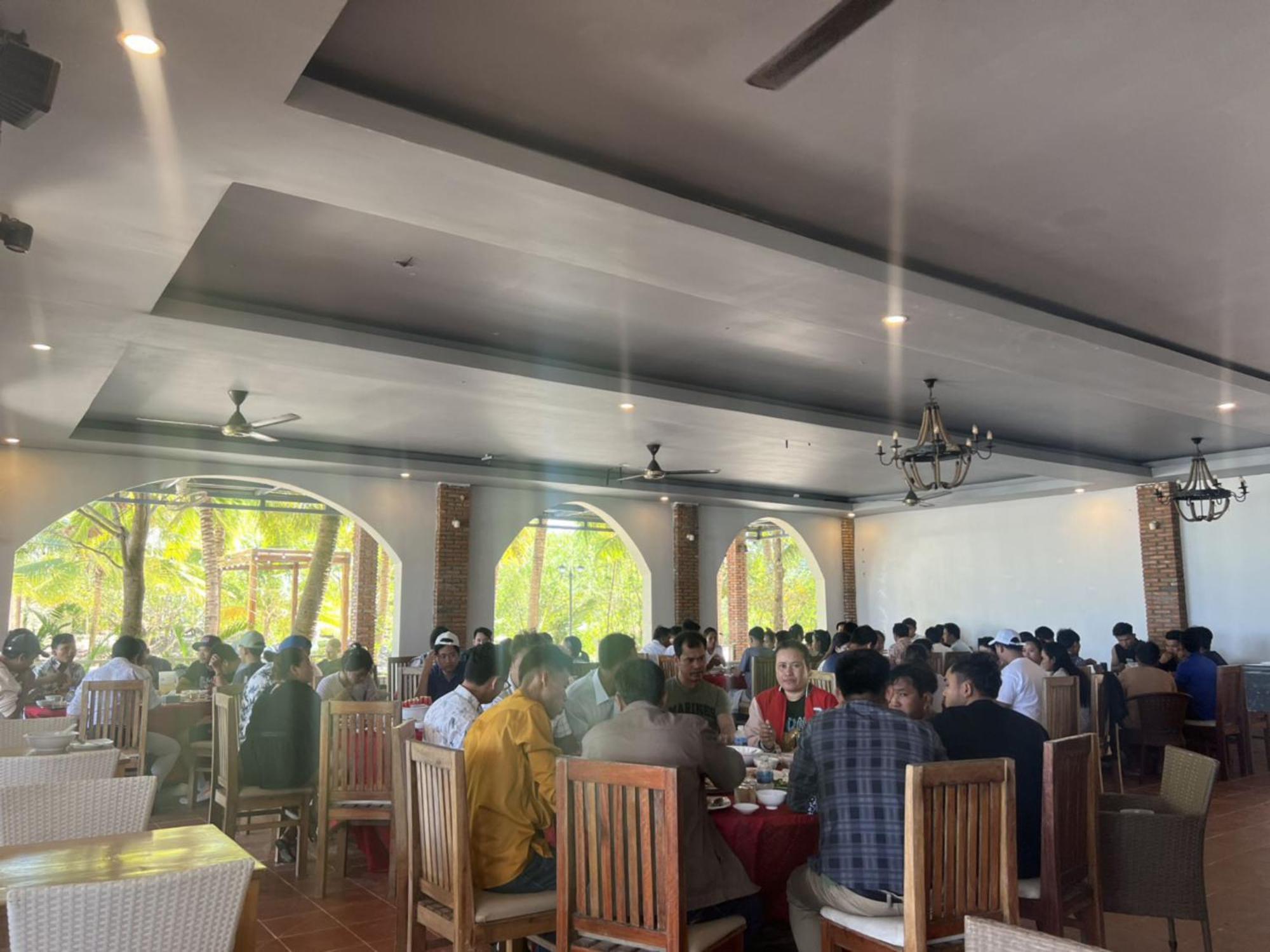 순 넝 리조트 코롱 산로엠 외부 사진